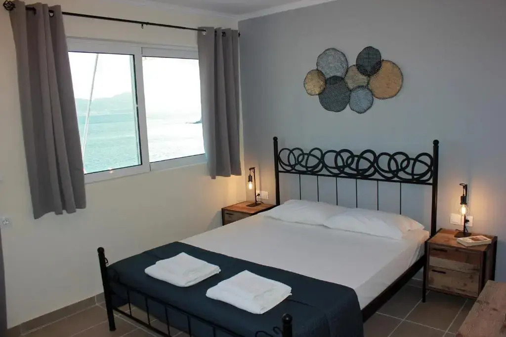 Budget Studio 1 - Sea view - Renovated February 2021