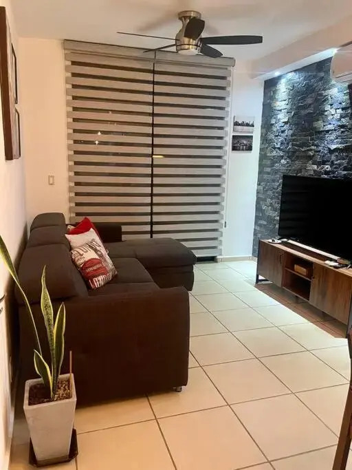 Cómodo y bonito apartamento con alberca