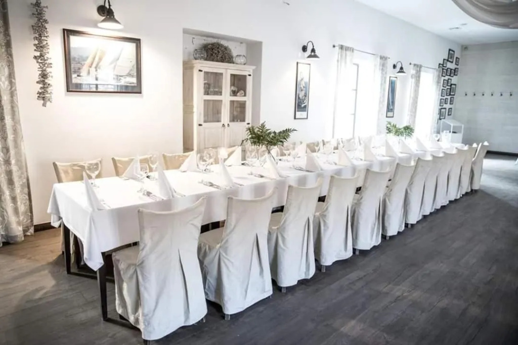 Hotel Portus