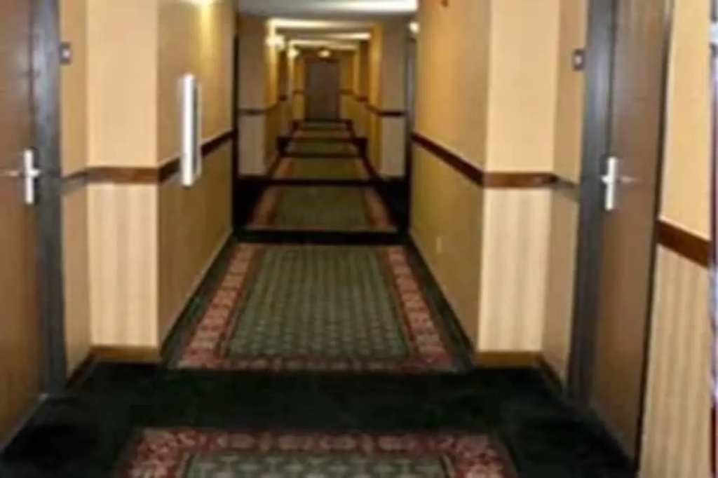 Saint Joseph Inn & Suites Benton Harbor near I-94