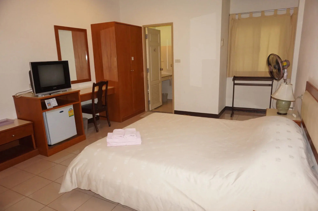 Tonwa Resort Hotel