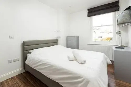 Gorgeous Apartment in Trendy Neighbourhood (Hm3)