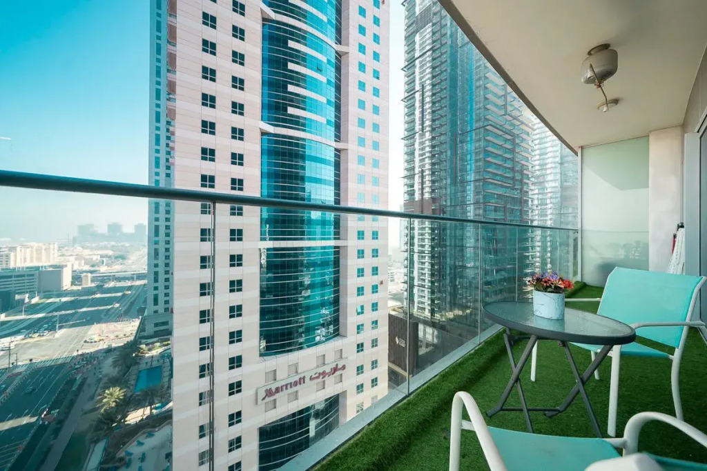 Design Apartment With Stunning View Of Palm Island