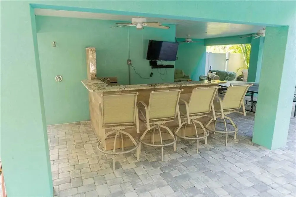Beachy Villa Vista Apartment 5