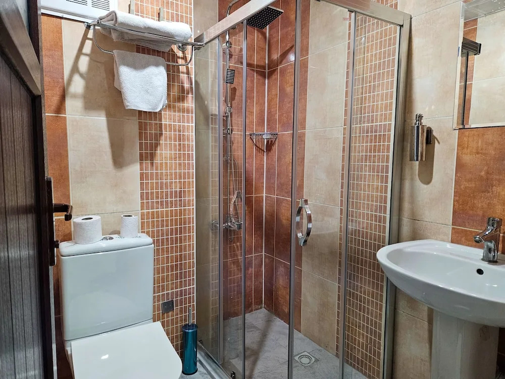 Otel Karaman