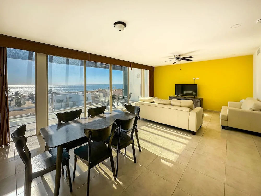 2BR Sunset Escape for Families