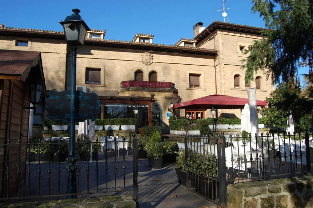 Hotel Artaza