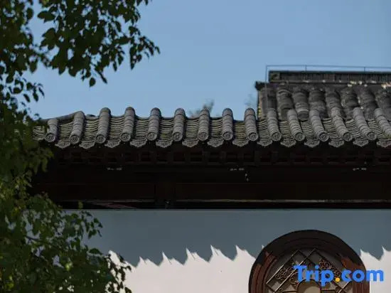 Yebo Qinhuai Water Street Hotel (Nanjing Confucius Temple)