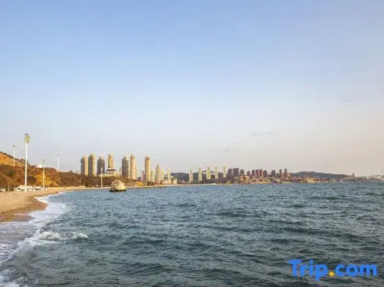 H Crytal Hotel (Jinma Road, Dalian Development Zone)