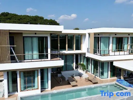 moon swimming pool villa-near the ancient city