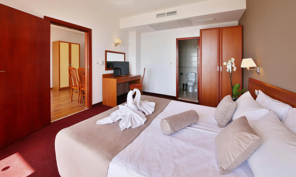 Prestige Hotel and Aquapark - All inclusive