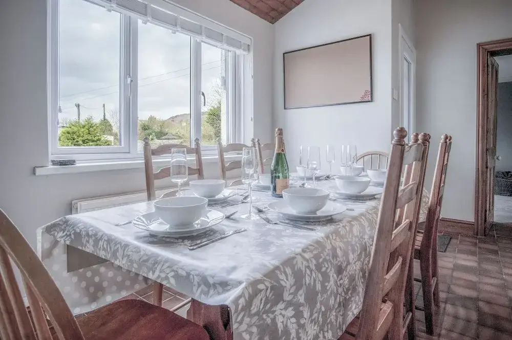 Hill House - 4 Bedroom - Llanrhidian