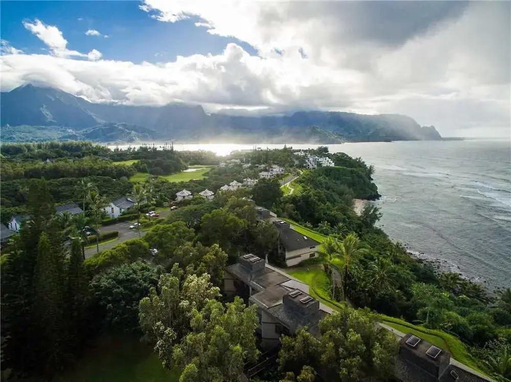 Pali Ke Kua 107 by RedAwning