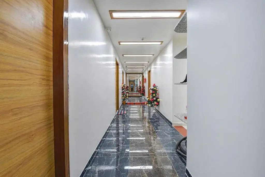 FabHotel Dev Palace