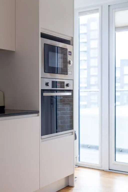 3 Bed Flat by Limehouse Basin