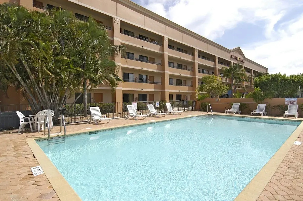 Stay Inn & Suites