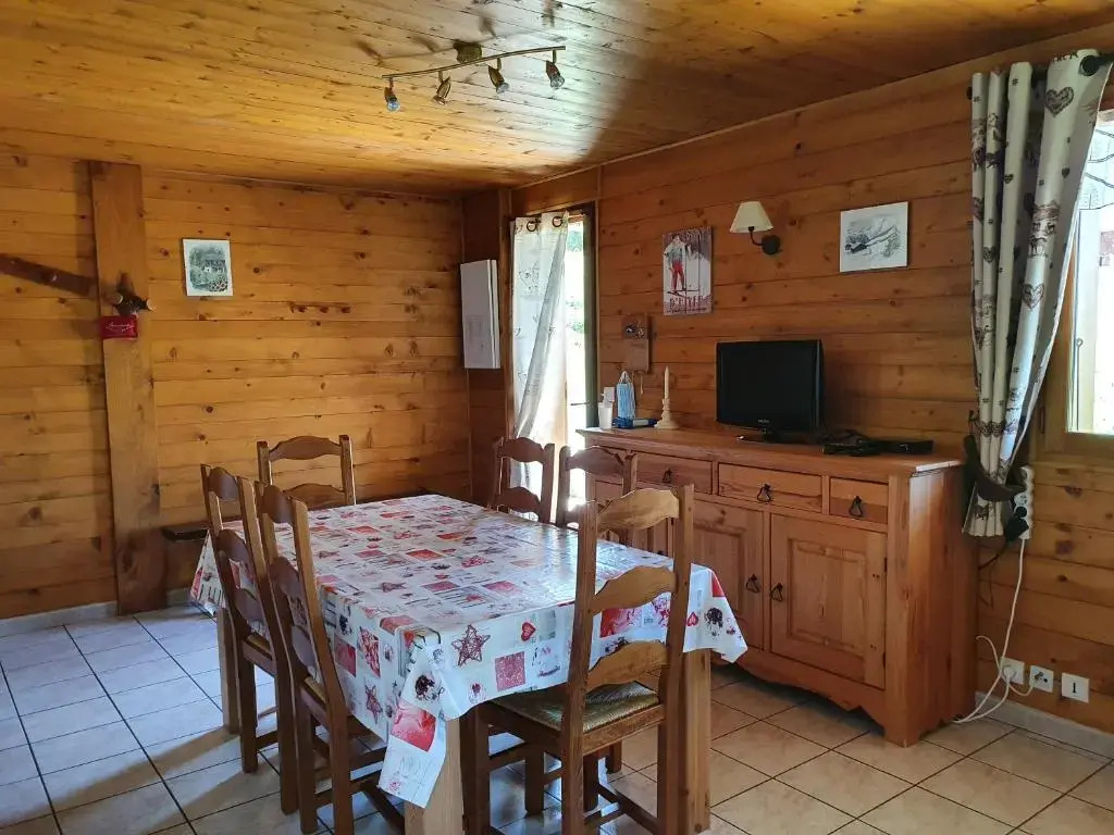 Chalet Les S'Nailles - Appartement 3 pièces dans chalet pour 6 personnes