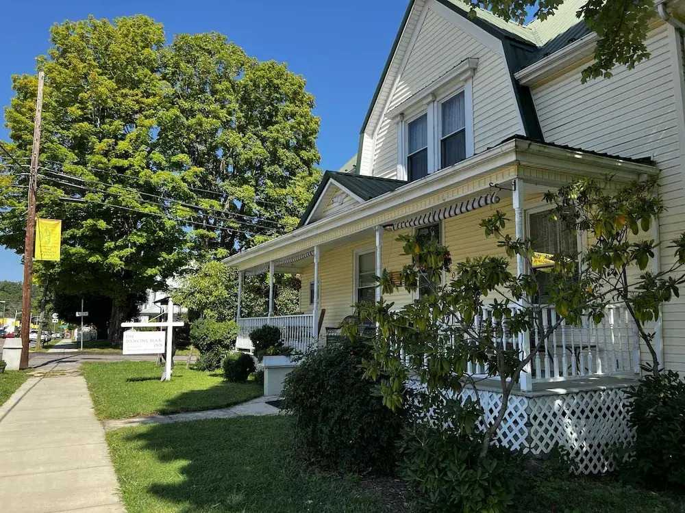 Wheelers Inn