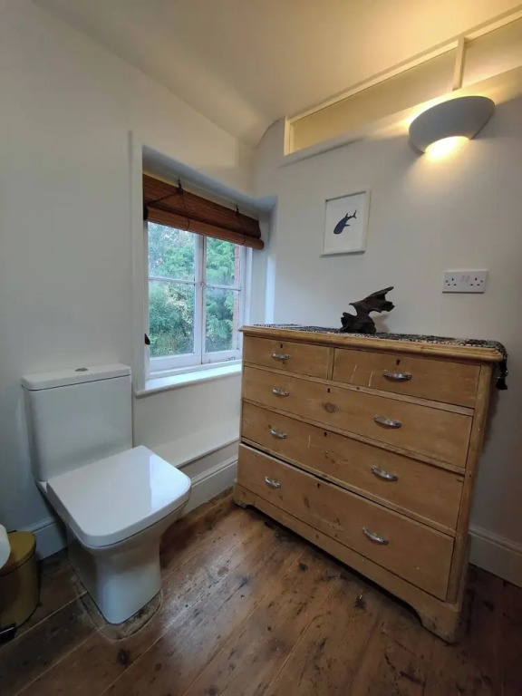 Cosy Cottage Nestled in May Hill Woodlands