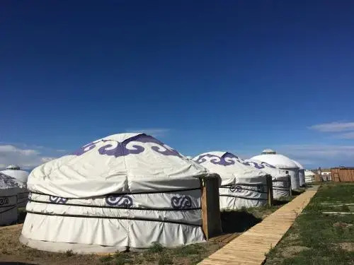 额尔古纳市黑山头蒙园客栈