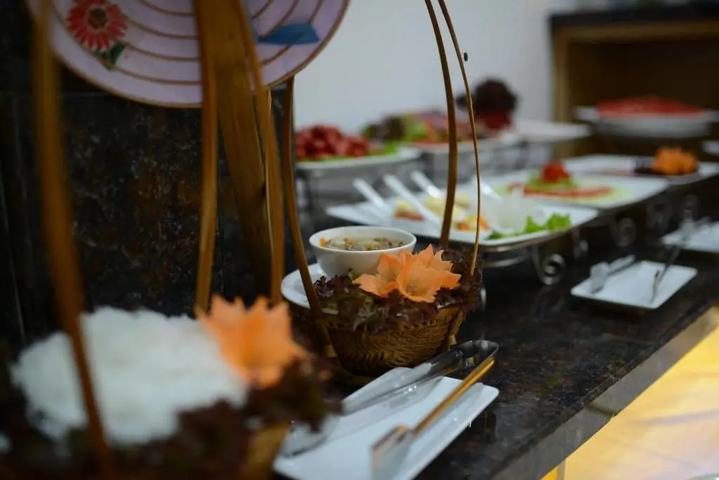 Blue Hanoi Inn Luxury Hotel