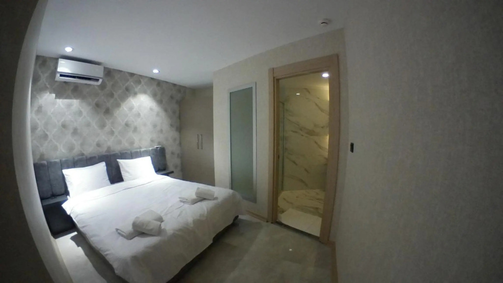 Le Luxe Suites Hotel