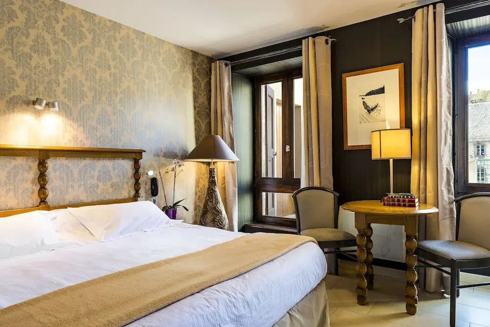 hotel Regis