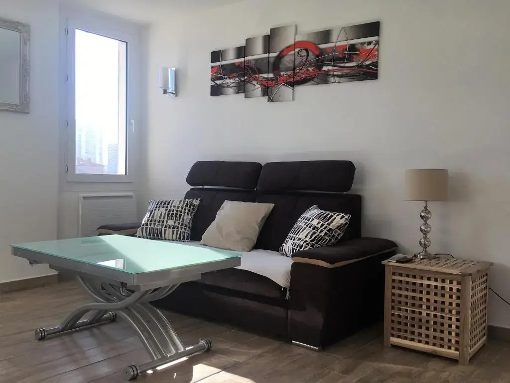 Cosy T2 Port de Toulon - Stade Mayol "Clim, WIFI Gratuit"