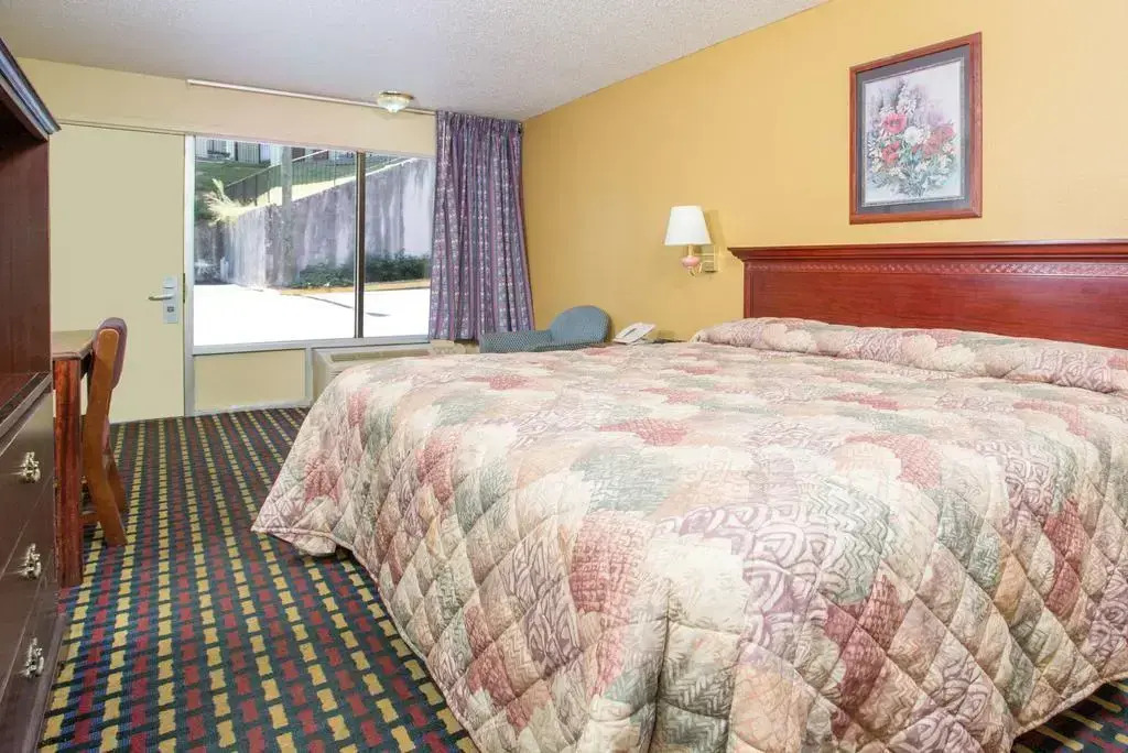 Knights Inn Antioch