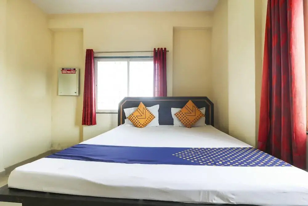 Hotel Royal Stone By OYO Rooms
