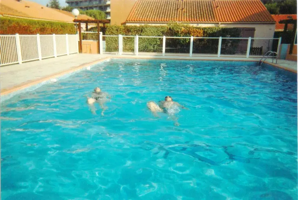 House With 2 Bedrooms in Argelès-sur-mer, With Pool Access and Terrace