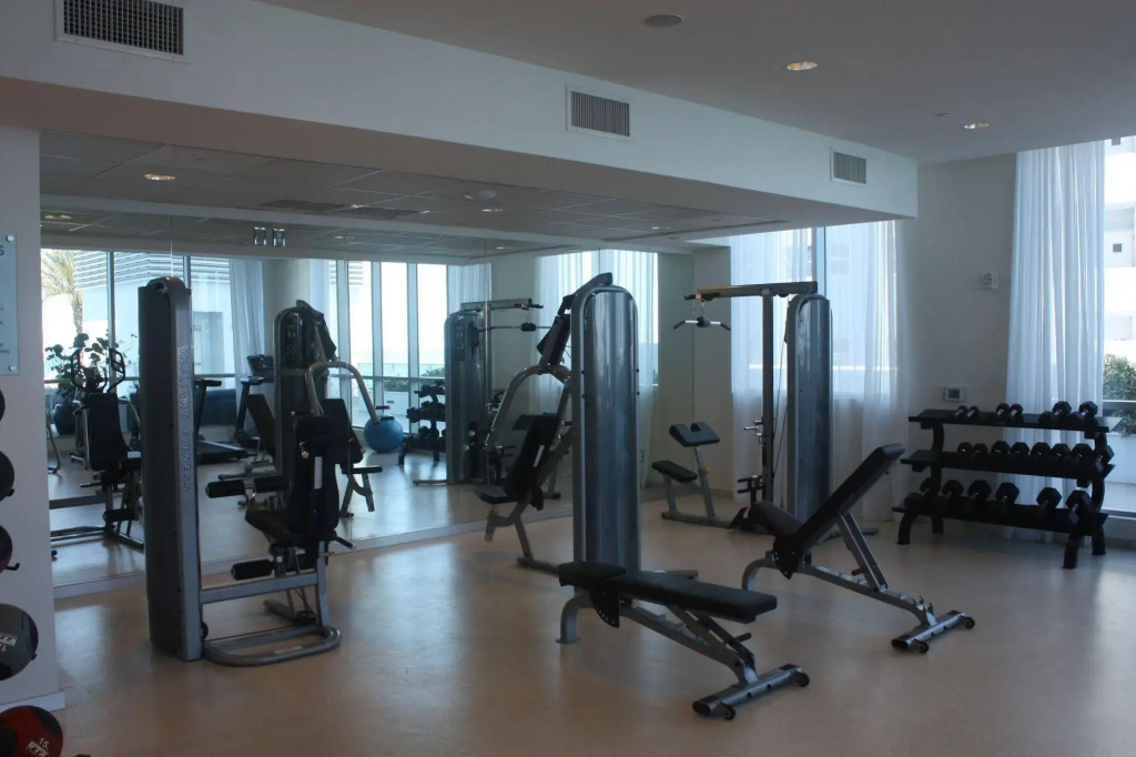 Dharma Home Suites Miami Beach at Monte Carlo