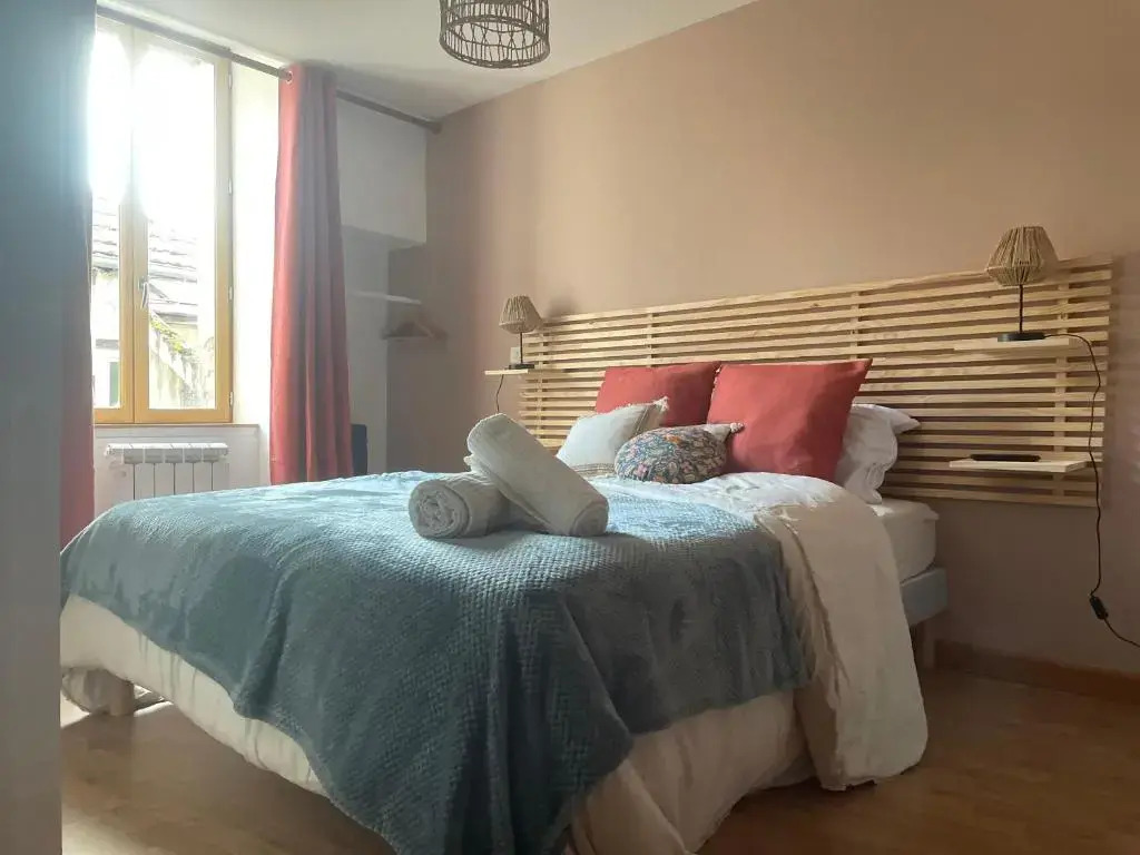Appartement exclusif de 65 m2 en coeur de ville avec parking, accès inclus à salle de sport de 2000m2, Sauna & Hammam