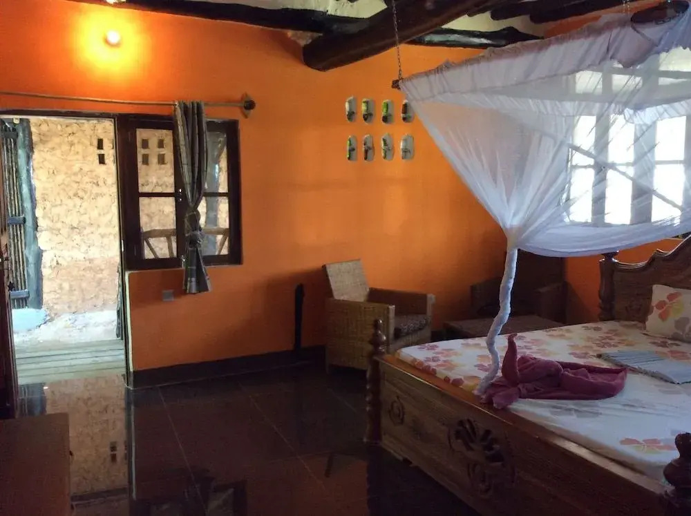Kajibange bar and guesthouse