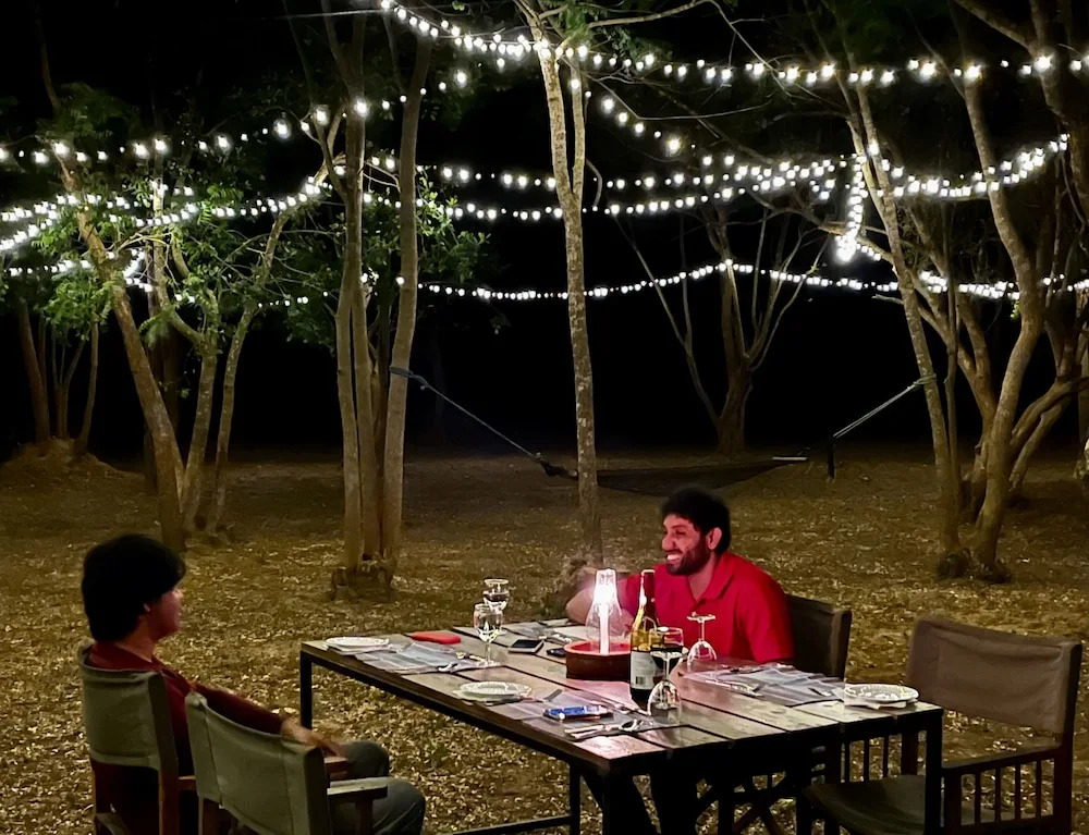 Funky Leopard Safari Lodge Bordering Yala National Park