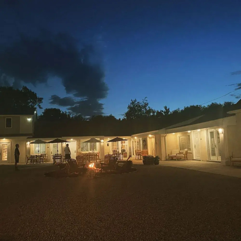 River Rock Inn B&B