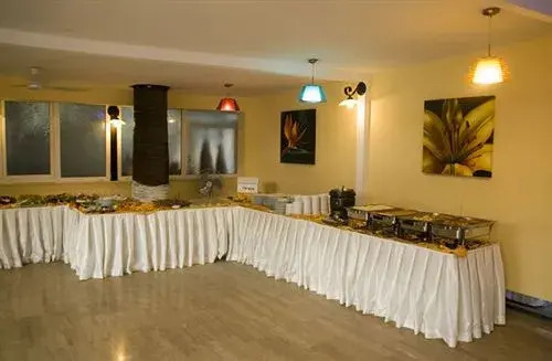 Verdeport Hotel