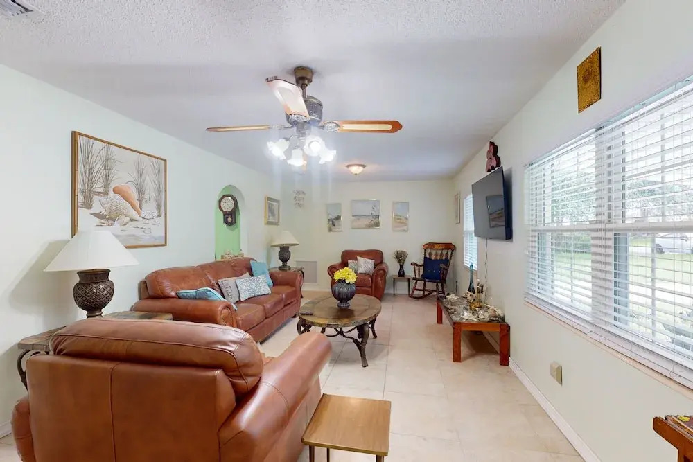 Spacious Pet -friendly Home w/ Fenced in Yard and Close to The Beach
