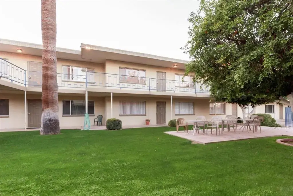 6906 E 4th St #13, Scottsdale