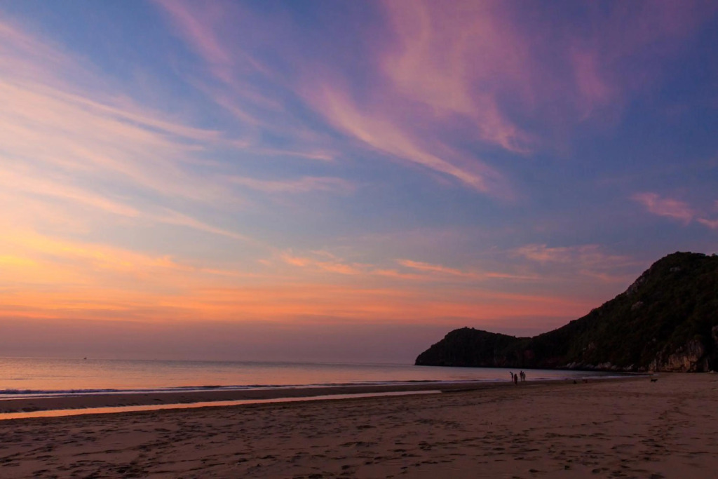 Nam Talay Resort