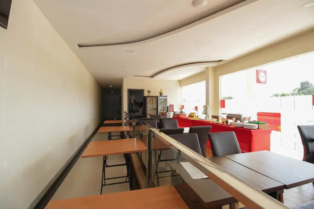 Blitz Hotel Batam Near Sultan Mahmud Ri'ayat Shah