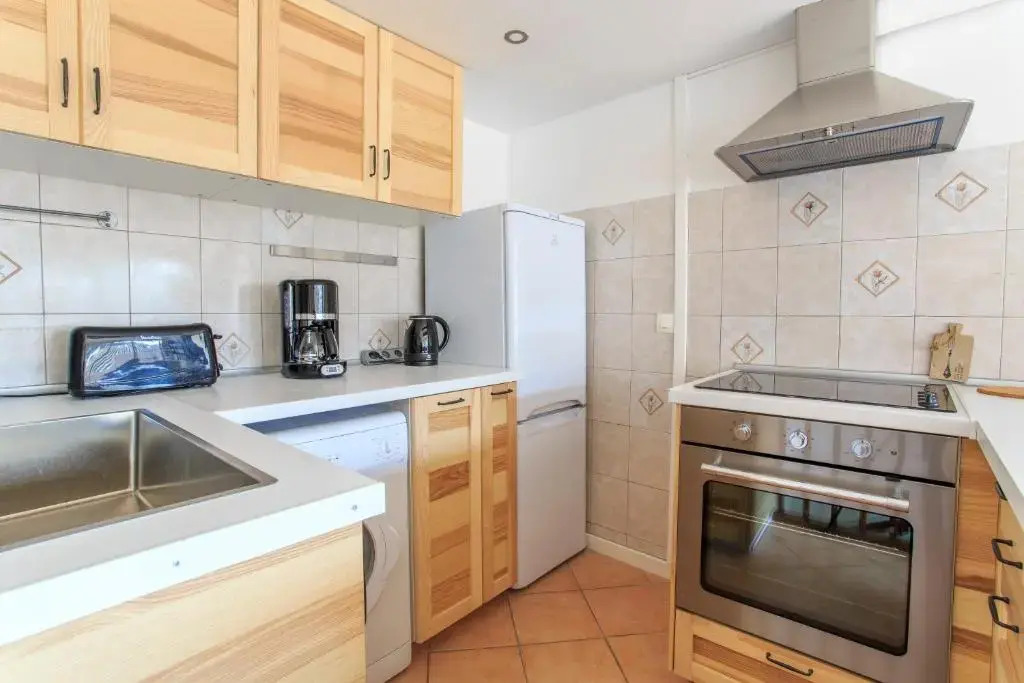 Apartment with terrace at 150 meters from the sea