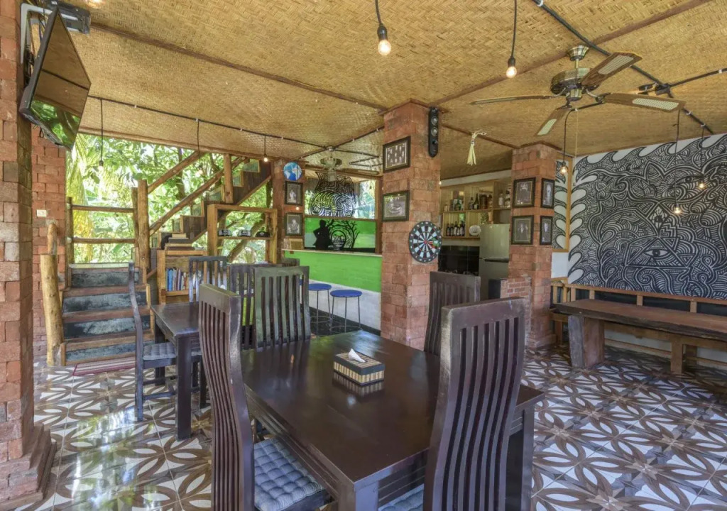 House Of Hobbit