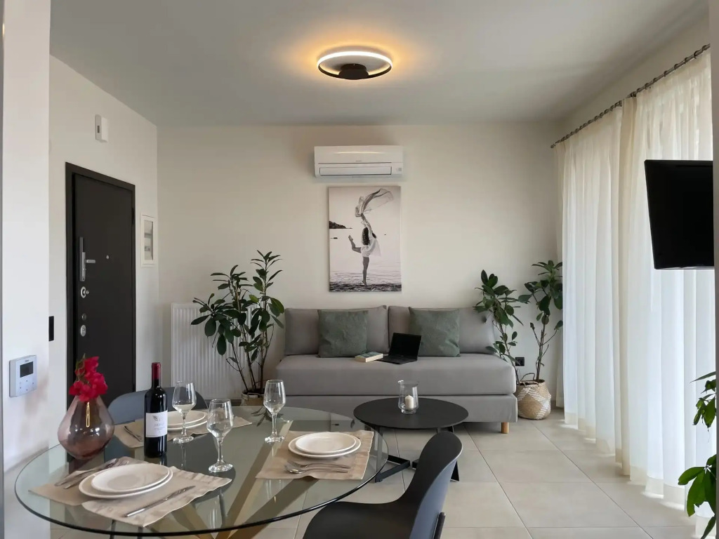 Mossa City Apartments - 2 km from Old Town - Private parking