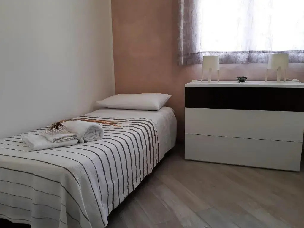 Home33