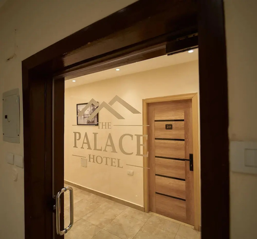 The Palace Pyramids View Hotel