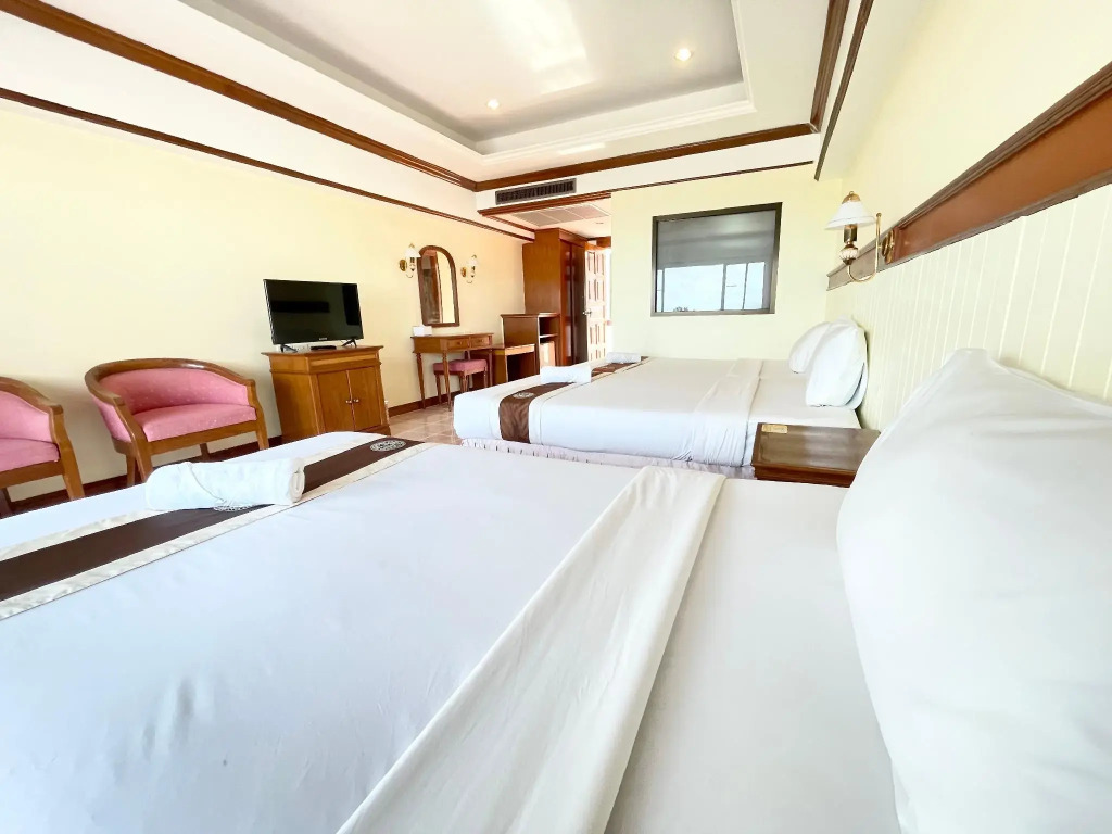 Supar Royal Beach Hotel