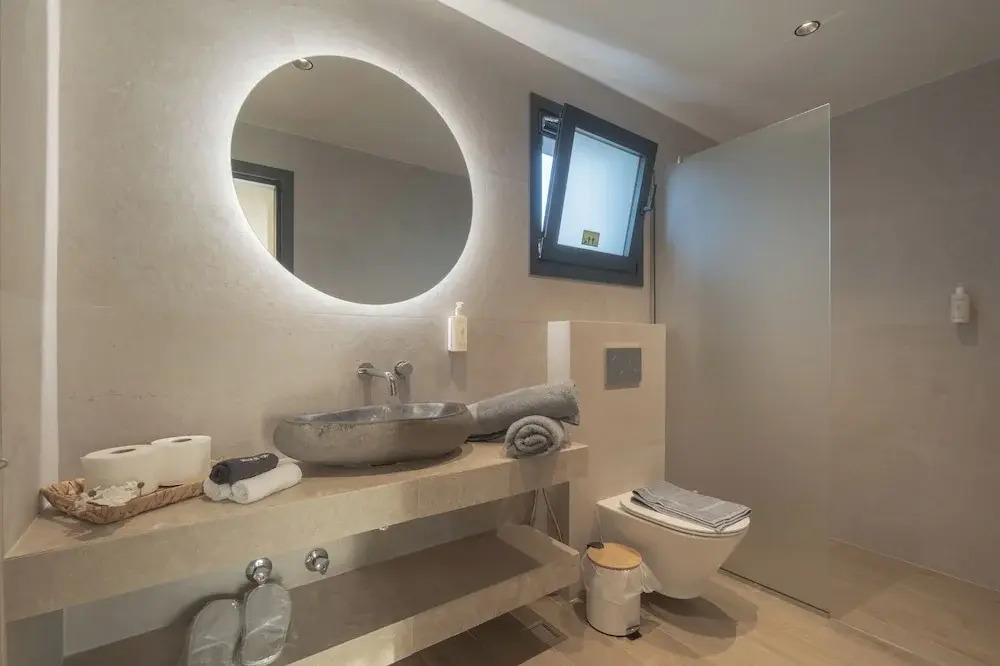Alora Luxury Suites