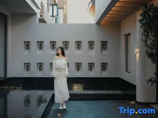 Yichuan·Hoshino | Mountain View Sunshine Golden Peak · Designer Homestay