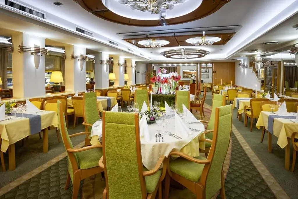 Hotel Eroplán